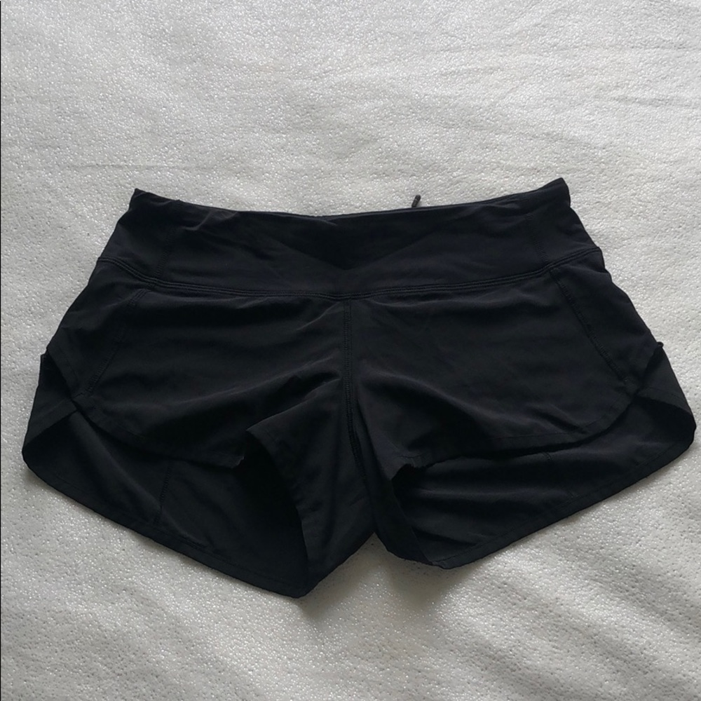 Flawed lululemon speed shorts black size 4